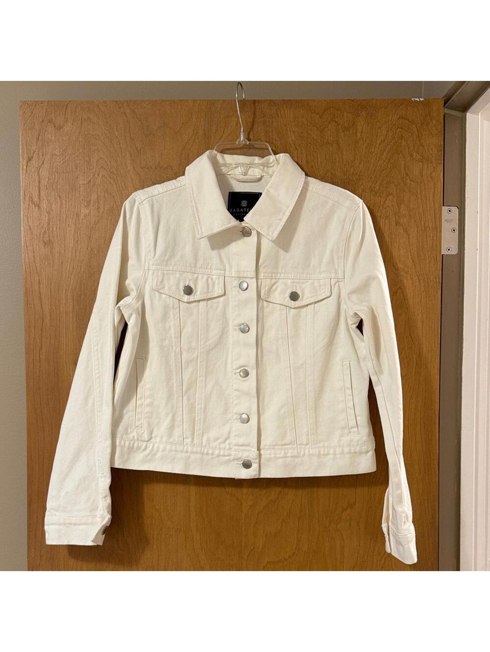 Bagatelle Collection White Denim Jean Jacket Button Front‎ Women's Medium